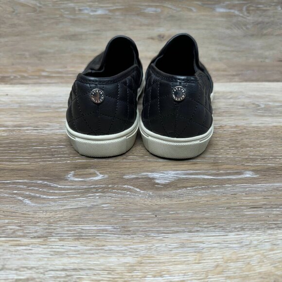 Steve Madden Ecentrcq Black Quilted Slip On Women s Size 9M - Picture 3 of 6